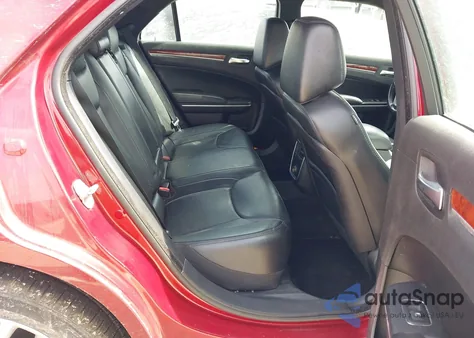 2014 Chrysler 300 z USA, uszkodzony, nr VIN 2C3CCARG8EH255688